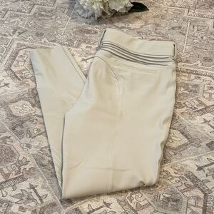 Samshield Women’s Breeches 32. Beige NWOT